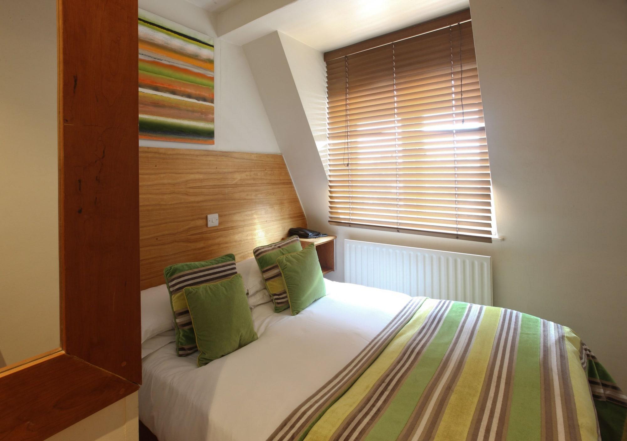 The Edwin Hotel Лондон Екстериор снимка