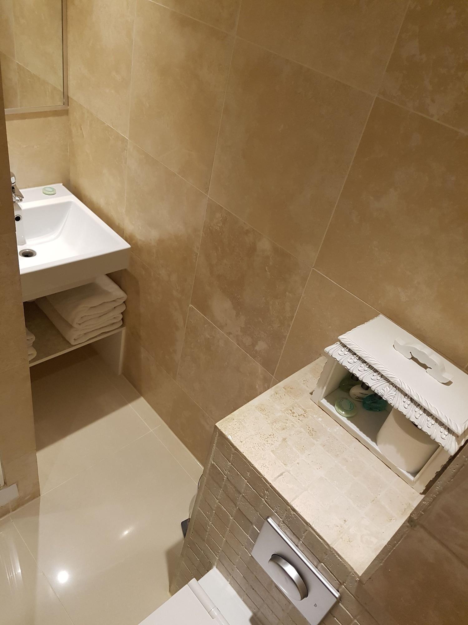 The Edwin Hotel Лондон Екстериор снимка