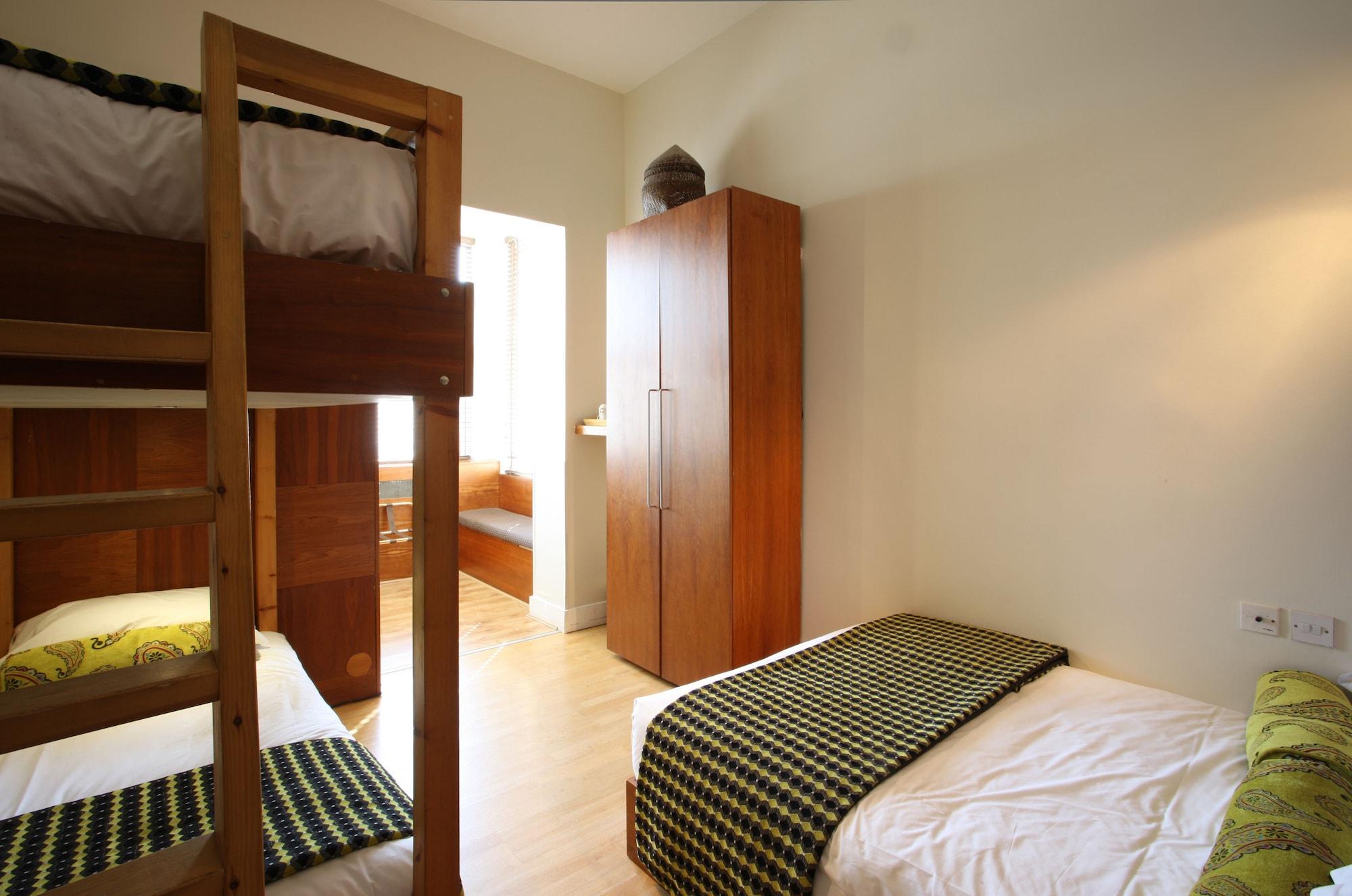 The Edwin Hotel Лондон Екстериор снимка