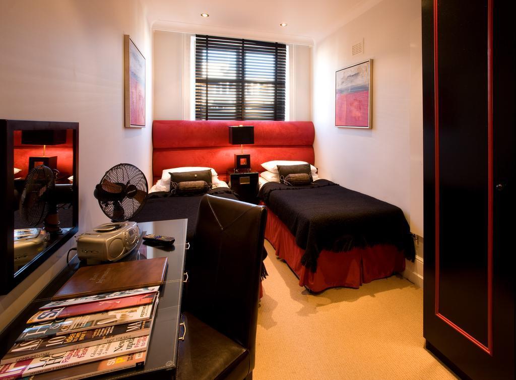 The Edwin Hotel Лондон Екстериор снимка