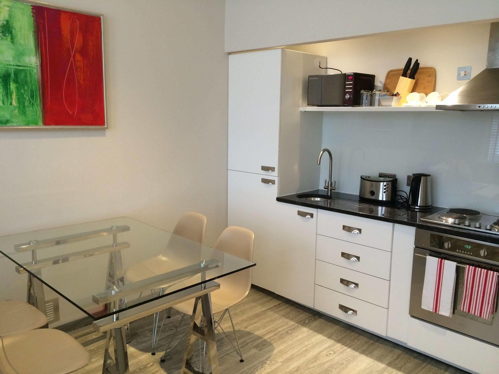 The Edwin Hotel Лондон Екстериор снимка